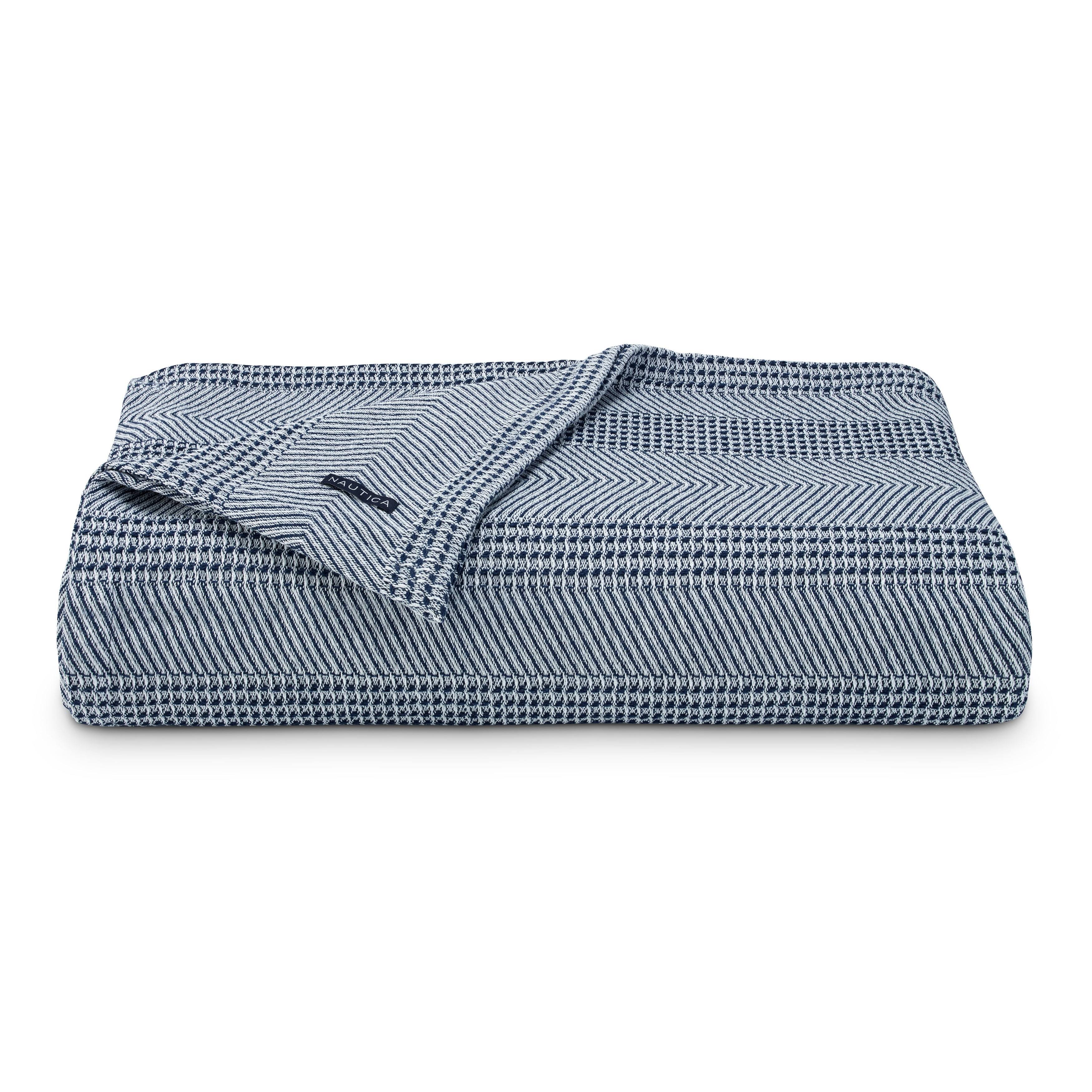 Nautica Chevron Stripe Cotton Blanket - Full - Queen - Navy 7D_OYSL9ALT