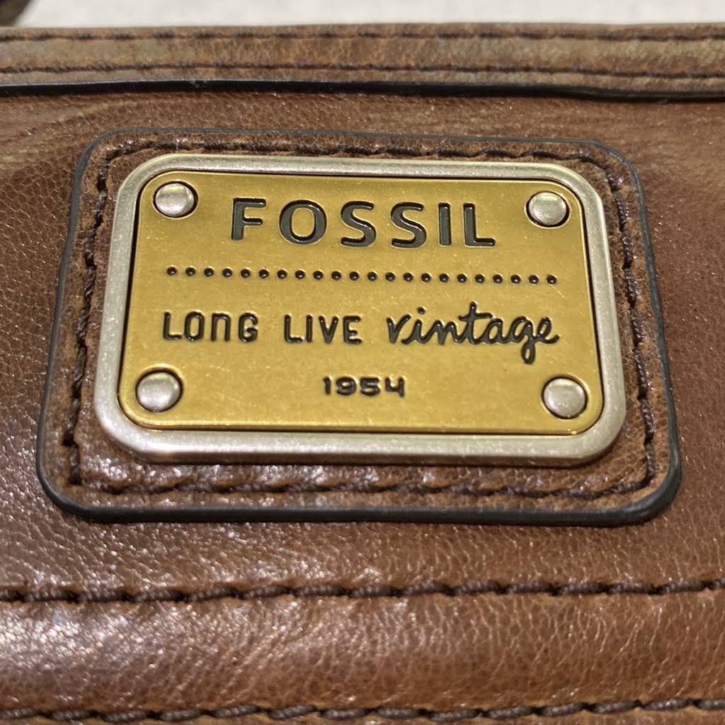 Fossil Women's Emory Leather Clutch Wallet, AY_LLYOCKKJ