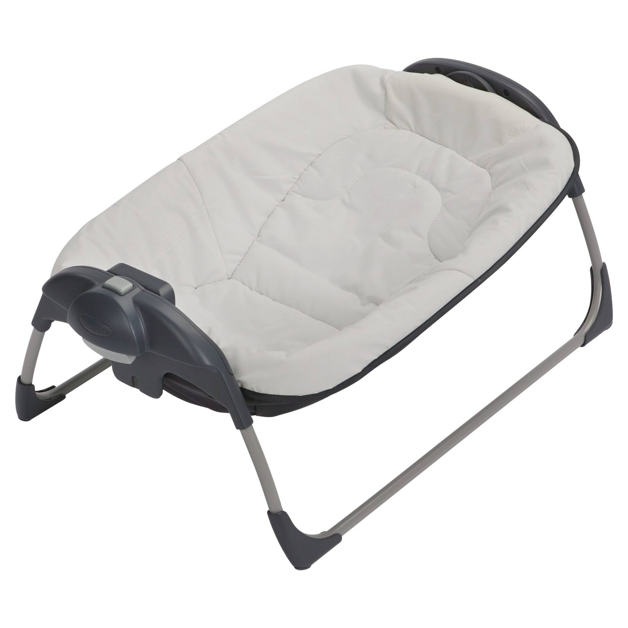 Graco Pack 'N Play Playard Portable Napper And Changer, Q5_4Y8QDHN3
