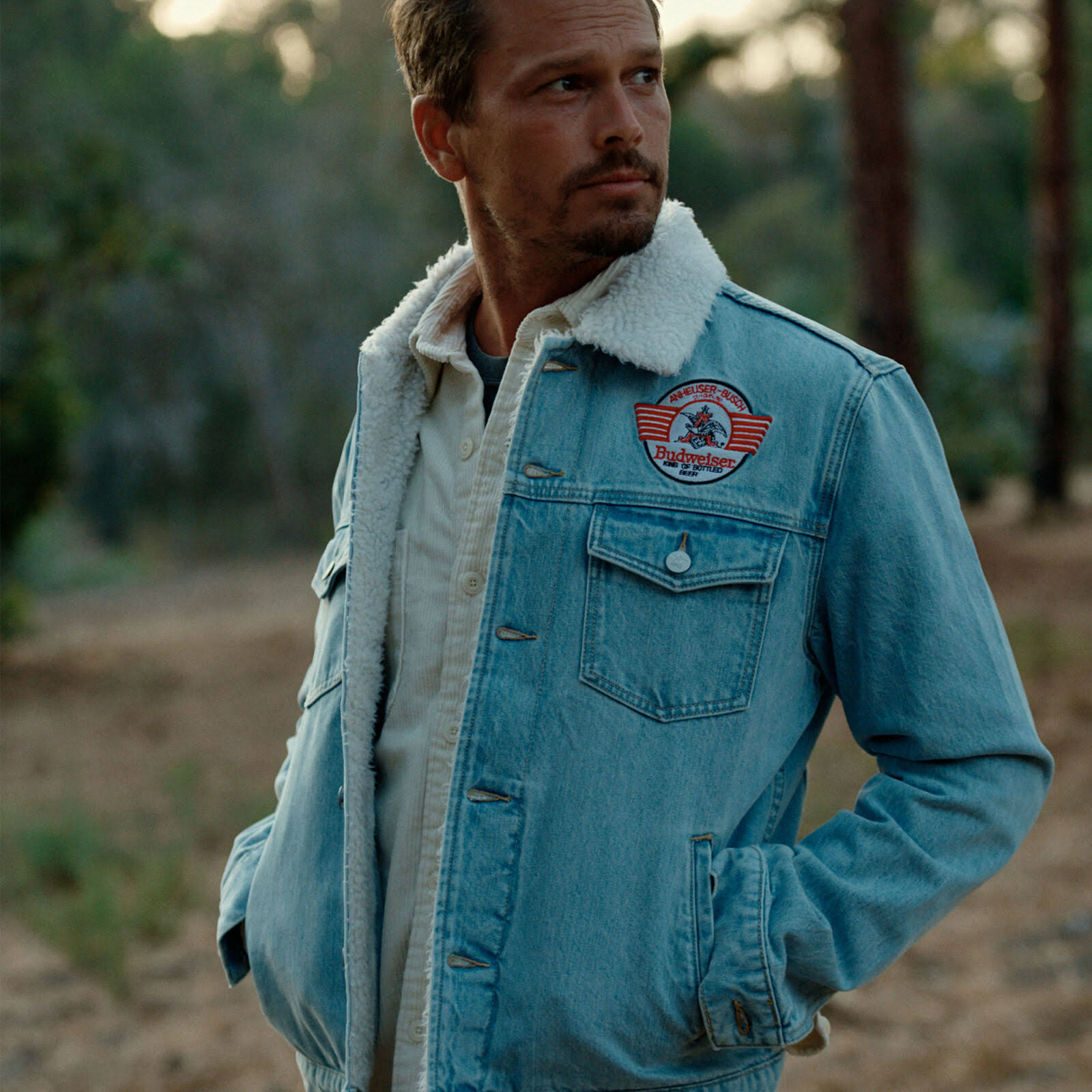 Budweiser 814435-Xlarge Anheuser-Busch Sherpa Trucker Jacket With Clydesdale Print, Extra EA_WWZWTF8R