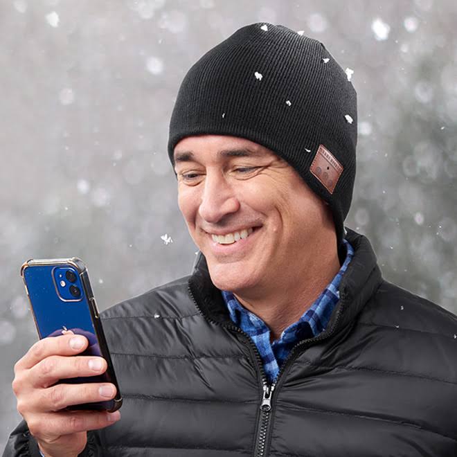 Sharper Image Smartphone Bluetooth Hat - Black By UZ_TATRKAP4