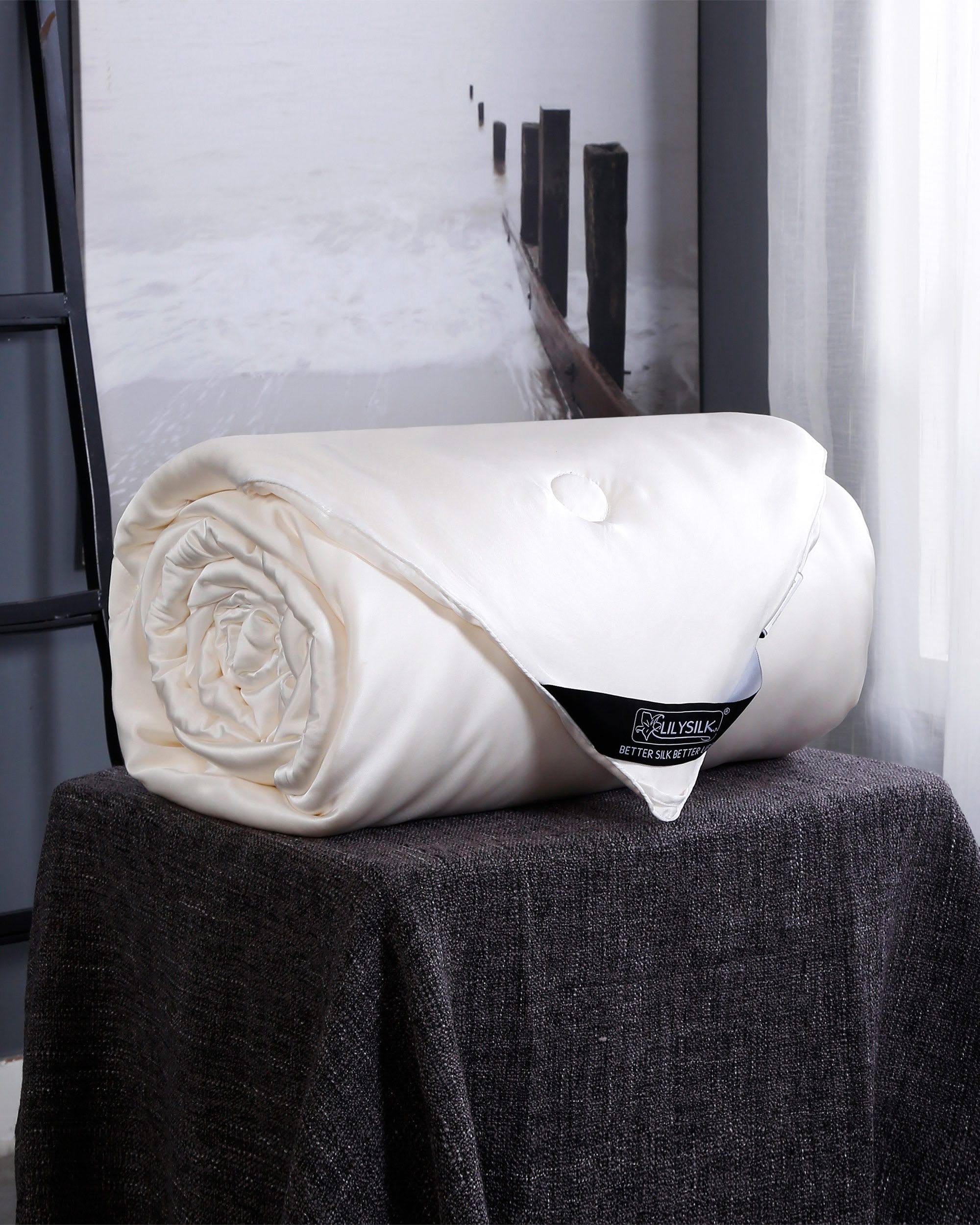 Lilysilk All Season Silk Comforter Silk Cover - White - Queen (87x90 Inch, Silk Weight:1.75kg) WL_2YI9RVCQ
