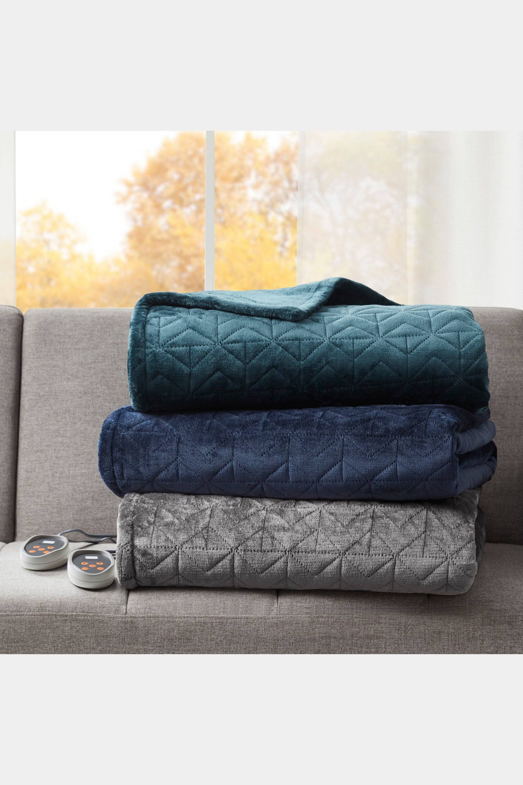 Beautyrest - Pinsonic Microlight Heated Quilt - Grey - NF_WHUIG31H